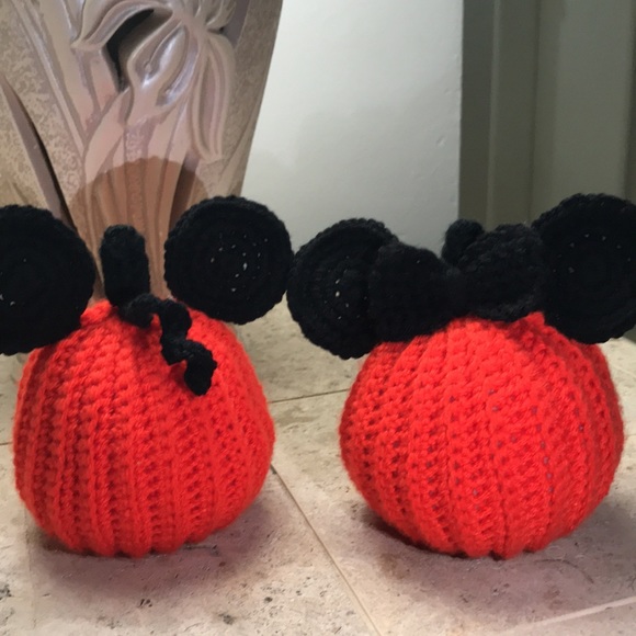 Fall Crochet Mouse Ear Pumpkin Set - Picture 3 of 5